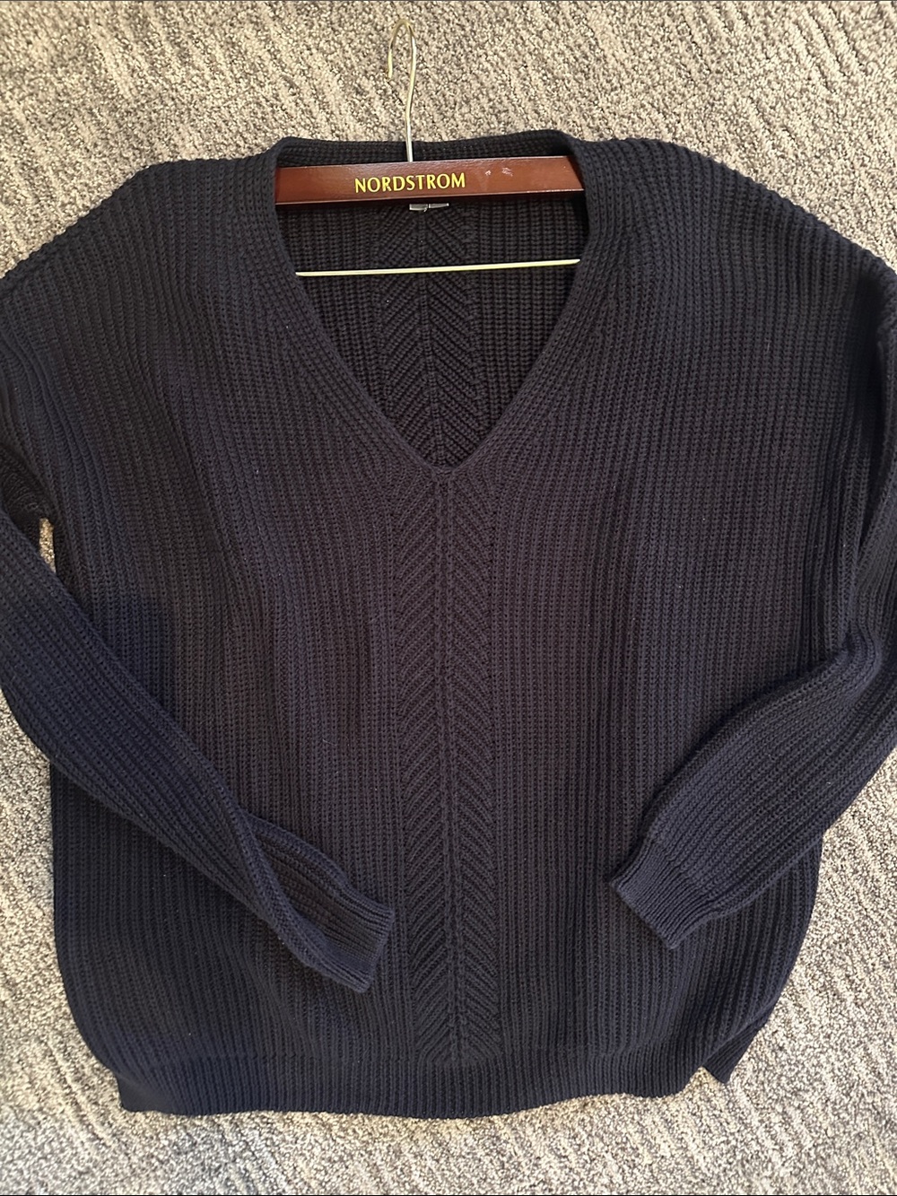 Vince Women's V-Neck Sweater - Navy